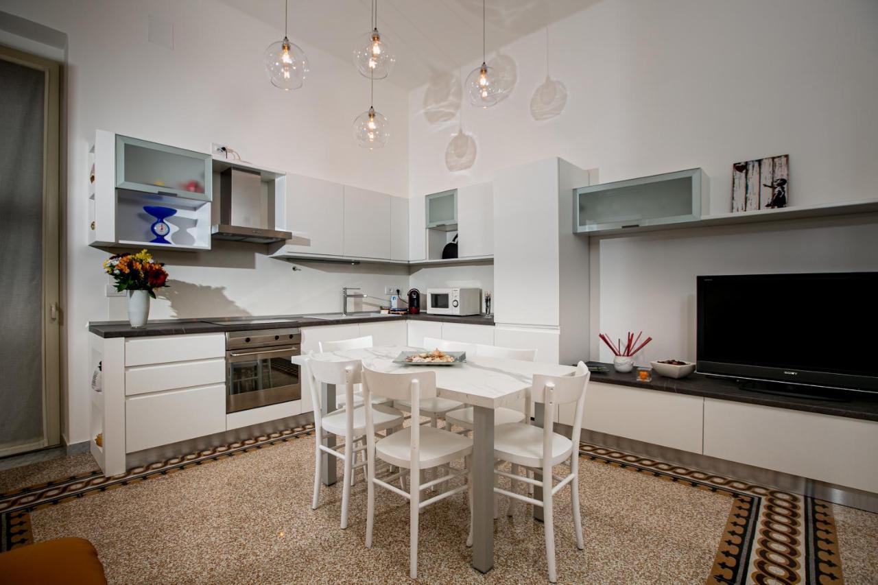 Abate Luxury Interno 3 Apartment Bari Exterior photo