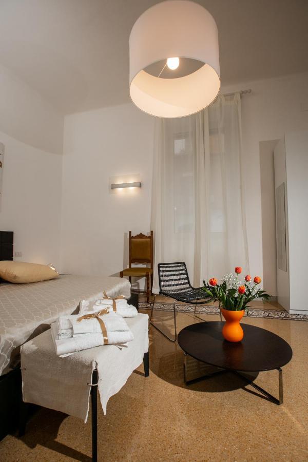 Abate Luxury Interno 3 Apartment Bari Exterior photo